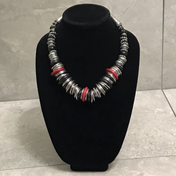 5/$15 Red/Silver/Black Necklace w/ Disk Beads - Picture 1 of 6